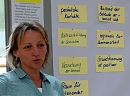 Kerstin M&uuml;ller tr&auml;gt die Ergebnisse der Gelben Gruppe vor (R. Englert)