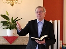 Propst Dr. Christian Stawenow hielt eine hoch interessante Bibelarbeit mit aktuellen Bez&uuml;gen (R. Englert)