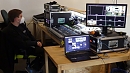 Oli Henze an der Technik in der Jugendkirche (R. Englert)