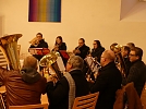 Der Bläserchor spielt Weihnachtliches  (Foto: R. Englert)