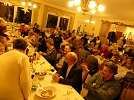 In großer Runde schmeckt es allen im Landgasthof in Niedergebra (Foto: R. Englert)