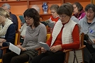 Gottesdienstbesucherinnen (Foto: M. Schwarze)