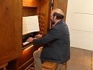 Norbert Patzelt an der Orgel (Foto: R. Englert)