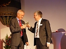 Prosit neues Kirchenjahr (Foto: Präses Dr. Uwe Krieger und Superintendent Andreas Schwarze)