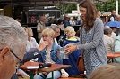 Kollekte beim Rolandsfest-Gottesdienst (Foto: K. Schwarze)