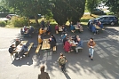 Auch für das Mittagessen an der frischen Luft war gesorgt (Foto: Chr. Heimrich)