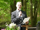 Dr. Christoph Maletz verliest die Urkunde (Foto: R. Englert)