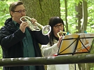 Ehepaar Rumpf ist Teil des Posaunenchores am Kuhbrunnen, der den Gottesdienst musikalisch gestaltet hat (Foto: R. Englert)