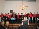 Einsingen zum Konzert in Borssum, Emden (Foto: Michael Bornschein)