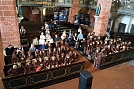 Derweil bereitete sich die Ev. Grundschule auf den Abschlussgottesdienst vor (Foto: M. Schwarze)