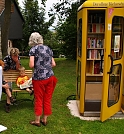 Offener Bücherscharnk (Foto: Wegner)