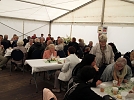 Im Festzelt schmecken Kaffee und Kuchen (Foto: R. Englert)