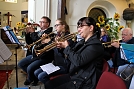 Der Posaunenchor stimmt an (Foto: Uwe)