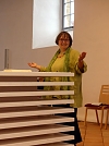Cornelia Georg hält die Andacht mit uns (Foto: R. Englert)