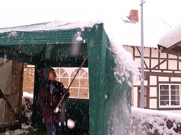 Aufräumen mit Winterfreude (Foto: Sabine Wegner)