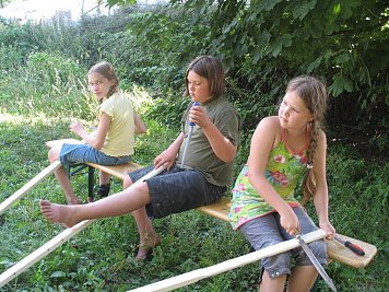 Kinder bei der Arbeit (Foto: Frank Tuschy)