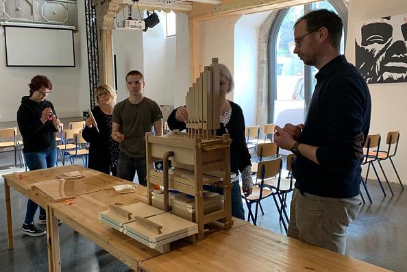 Kleine Orgel wird gebaut (Foto: Chr. Heimrich)