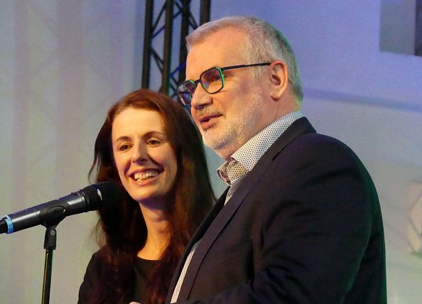 Stefan Nüßle und Sabine Reich bringen ein Versprechen mit (Foto: R. Englert)