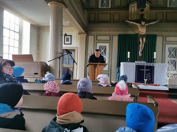 Lektor Markus Volkmann nahm sich viel Zeit für die Kinder (Foto: Kindergarten "Spatzenhäuschen")