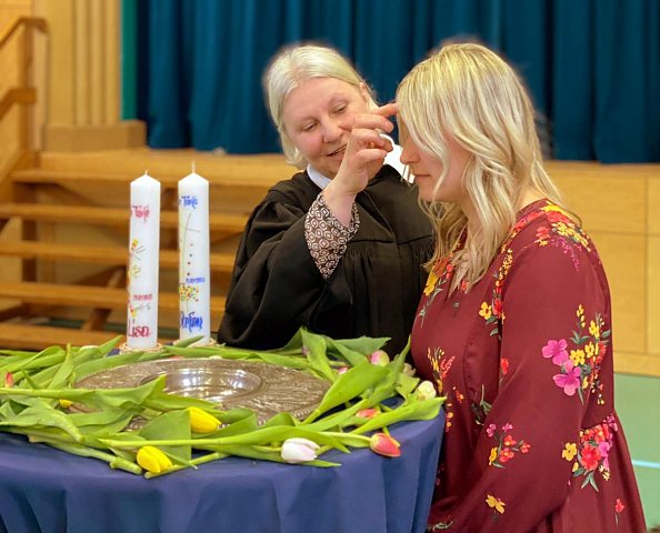 Taufe in der Evangelischen Grundschule (Foto: Evangelische Grundschule Nordhausen)