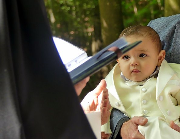 Benjamin wird gleich getauft (Foto: R. Englert)