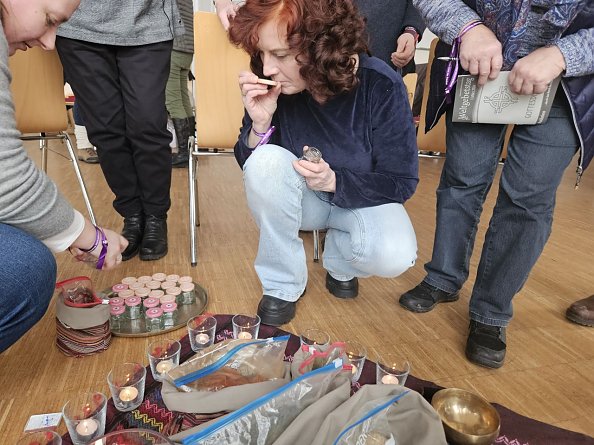 Gewürze - von Kathrin Schwarze mitgebracht  - wandern in die Gemeinden (Foto: Regina Englert)