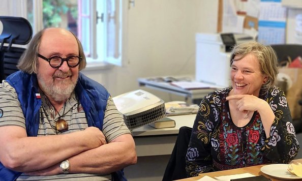 Ludger Hinse und Pfarrerin Sabine Wegner beim Treffen in Nordhausen (Foto: R. Englert)