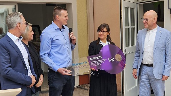 Wiedereröffnung der Hermann Arnold Stiftung  (Foto: Regina Englert)