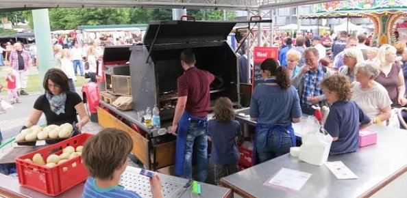 Bratwurststand (Foto: L.Westphal)