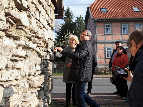 Kulturstaatsministerin Monika Grütters in Elende (Foto: R. Englert)