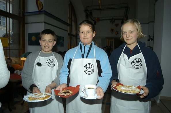 Drei Kellner (Foto: F. Tuschy)