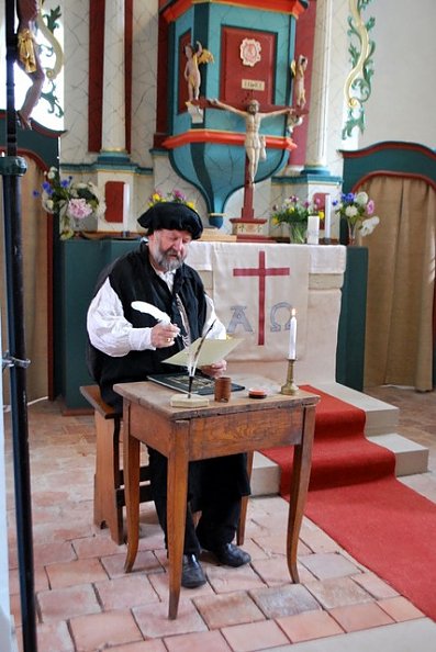 Ein Luther wartet schon in Wallrode auf seine Gäste (Foto: Fromm)