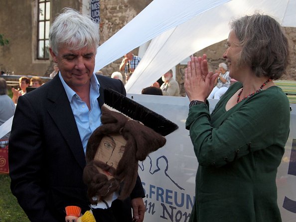 Wegners mit Mylius und seinen Kindern (die kleinen Spülbürsten) (Foto: R. Englert)